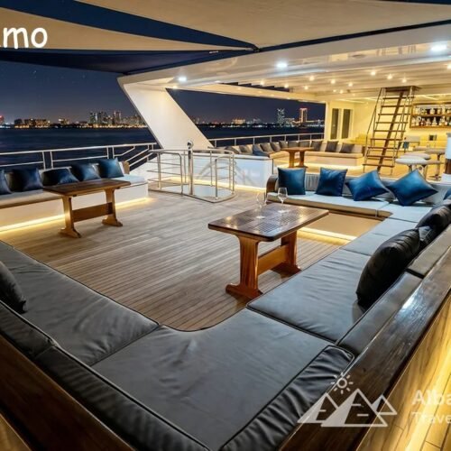 Private Yacht Rental